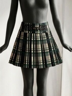 Plaid Pleated Mini Skirt in Green and Cream